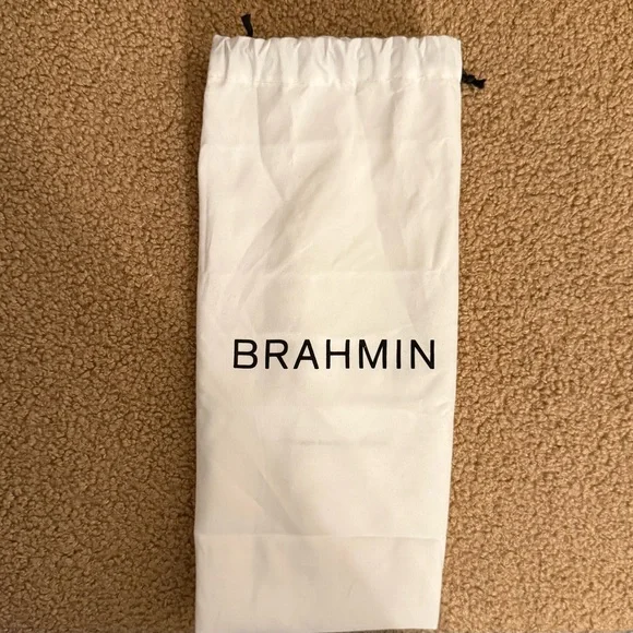 Elegant Brahmin 100% Leather Black and Gold Croc-Embossed Women's Bag - Picture 12 of 12